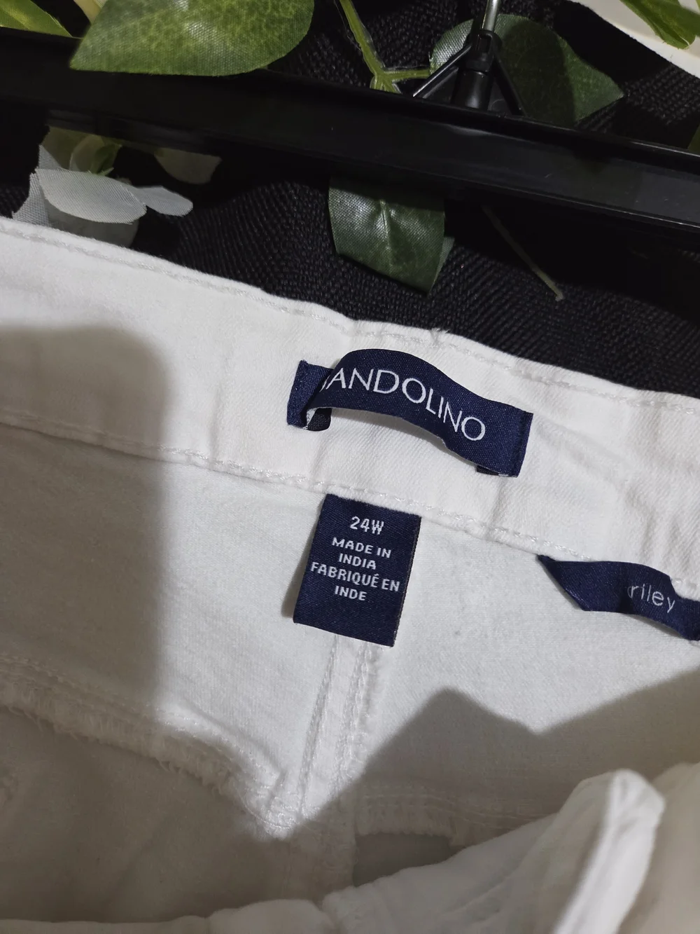 Bandolino crisp white